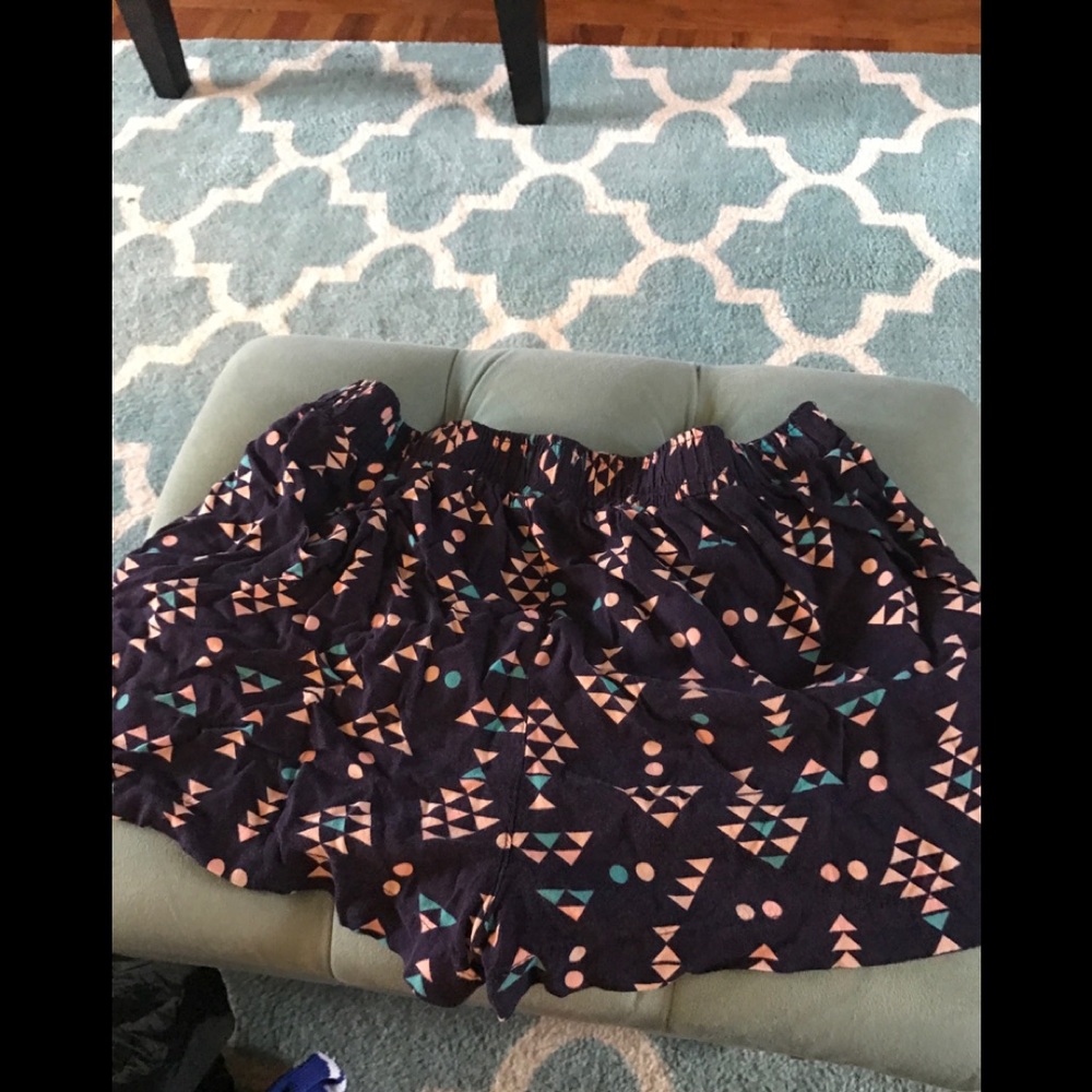 Woman’s tribal print shorts